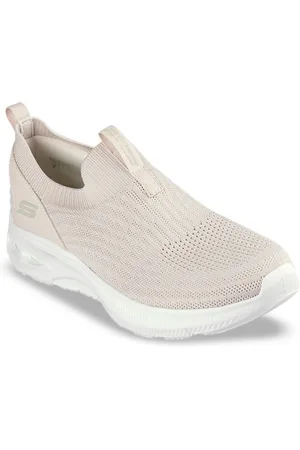 Skechers BOBS UNITY - SLEEK LINES Women Textured Mid-Top Slip-On Sneakers