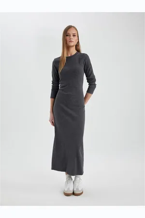 DeFacto Round Neck Maxi Dress
