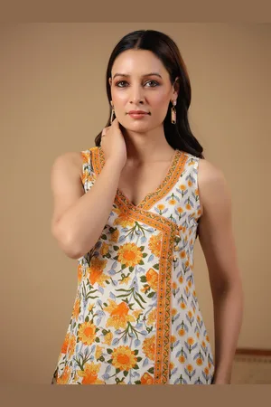 anayna Floral Printed V-Neck Straight Pure Cotton Kurta With Trousers
