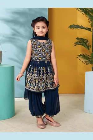 Sangria Girls Sequin & Thread Embroidered A-Line Kurta Set With Sling Bag