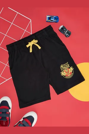 Pantaloons Boys Graphic Printed Mid-Rise Shorts