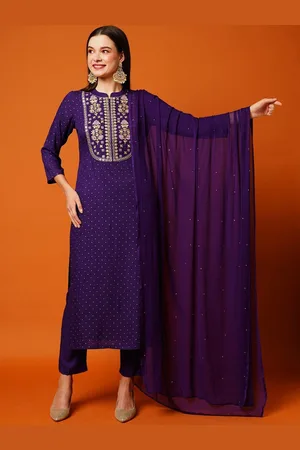 DIVASTRI Floral Embroidered Mandarin Collar Thread Work Kurta With Trousers And Dupatta