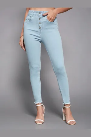 Miss Chase Women Skinny Clean Look Fringed Hemline Cropped Solid Stretchable Denim Jeans