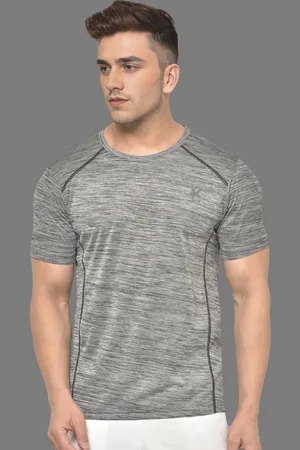 HRX Men Solid Round Neck T-shirt