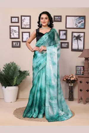 DIVASTRI Tie and Dye Beads and Stones Art Silk Saree