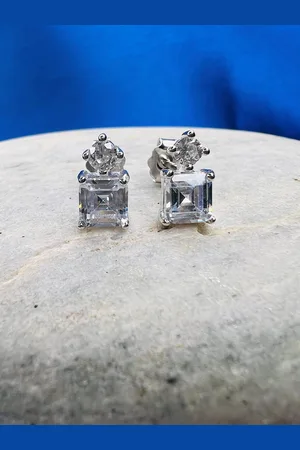 ARTE 925 Sterling Silver Silver-Plated Cubic Zirconia Contemporary Stud Earrings