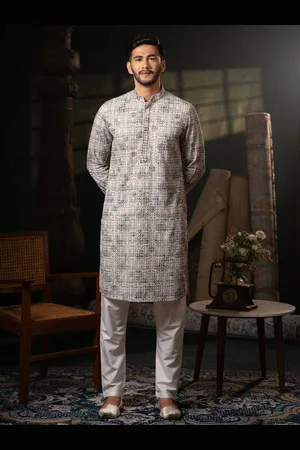TheEthnic.Co Embroidered Regular Thread Work Pure Cotton Kurta With Pyjama