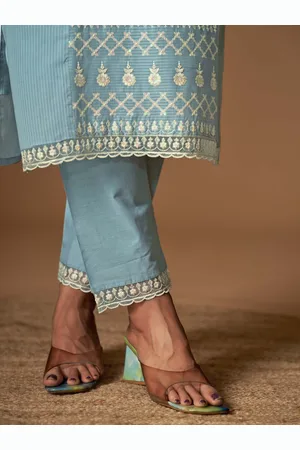Orus Women Embroidered Regular Thread Work Pure Cotton Kurta with Trousers & With Dupatta