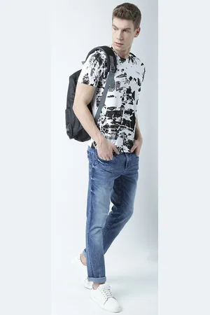 Huetrap Men White & Black Printed Round Neck T-shirt
