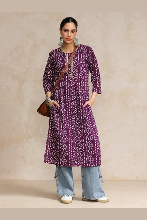 Varanga Bandhani Printed Cotton Round Neck Straight Kurta