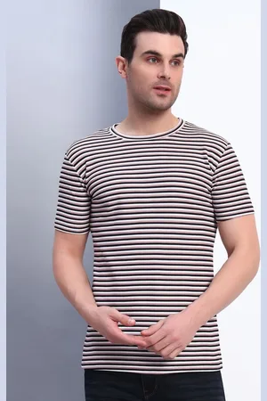 Metronaut Men Striped Slim Fit T-shirt