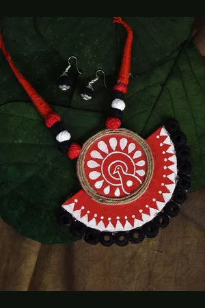 HOUSE OF ARLI Handprinted Jewellery Set