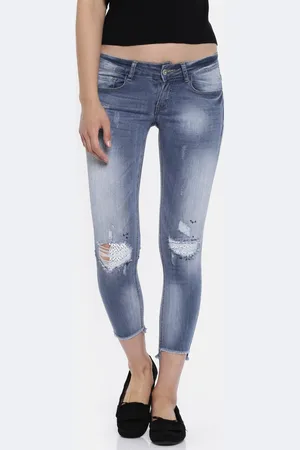 Deal Women Blue Regular Fit Mid-Rise Mildly Distressed Stretchable Jeans