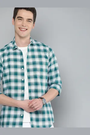 Mast & Harbour Men Blue & White Regular Fit Pure Cotton Checked Casual Shirt