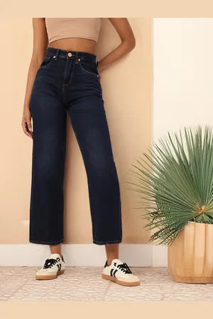 DressBerry Women Modern Edge Straight Fit Light Fade Jeans