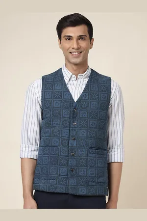 Fabindia Men Checked Cotton Collarless Sleeveless Quilted Jacket