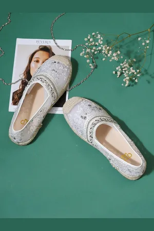 THE WHITE POLE Women Embellished Loafers