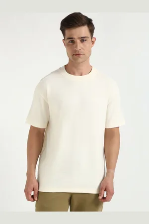 Calvin Klein Men Solid Round Neck Cotton Relaxed Fit T-shirt