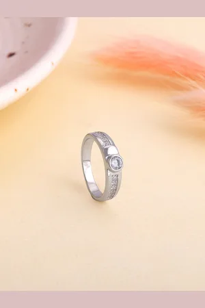 GIVA Rhodium Plated 925 Sterling Silver Stones Studded Finger Ring