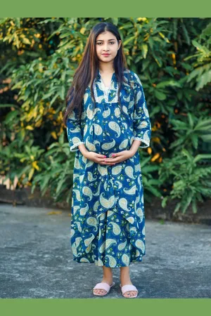Aujjessa Women Paisley Printed Regular Pure Cotton Kurta with Trousers