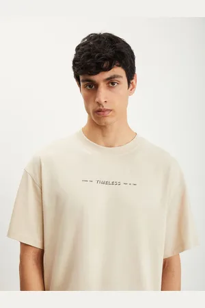 Grimelange Men Typography Printed Round Neck T-shirt