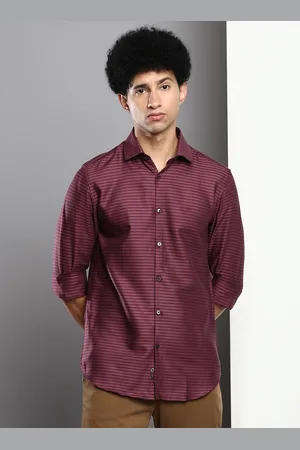 Calvin Klein Men Burgundy Slim Fit Striped Casual Shirt