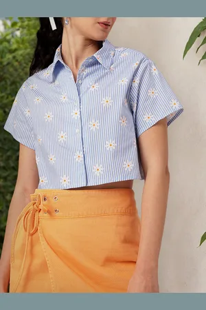 DressBerry Edgy Holiday Spirit Striped & Floral Printed Boxy Fit Crop Shirt