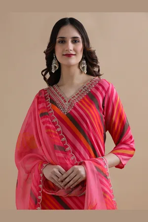 Jaipur Women Leheriya Embroidered Regular Sequinned Kurta with Trousers & With Dupatta