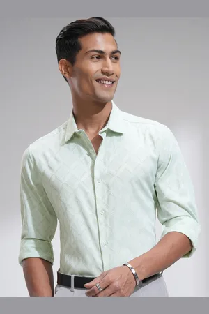 Highlander Men Slim Fit Opaque Casual Shirt