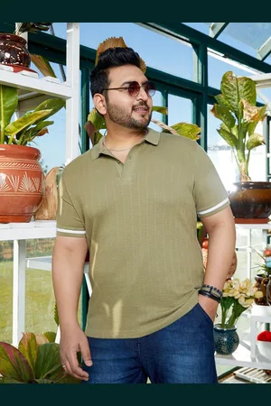 Instafab Men Plus Size Self Design Polo Collar Cotton Slim Fit T-shirt