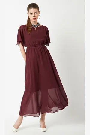 all about you Round Neck Flared Solid Embellished Choker Maxi Dress