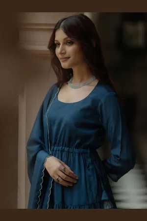 anayna Women Tiered Kurta with Trousers & With Dupatta
