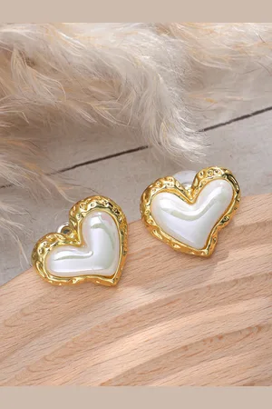 FIMBUL Heart Shaped Stainless Steel Studs Earrings
