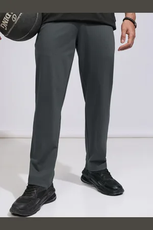 Highlander Men Mid-Rise Trousers