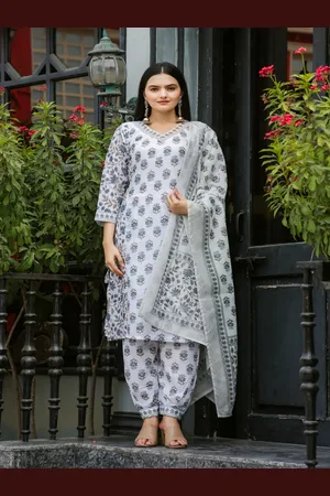 DIVASTRI Women Floral Printed Regular Pure Cotton Kurta with Salwar & With Dupatta