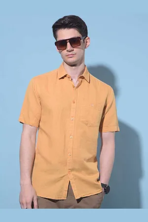 Crimsoune Club Classic Spread Collar Short Sleeves Slim Fit Casual Shirt