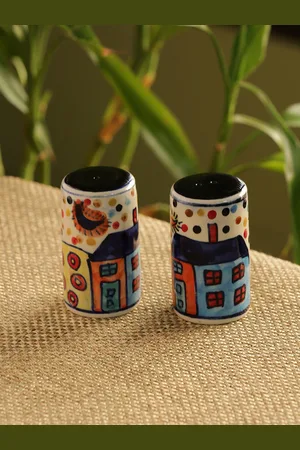 ExclusiveLane Multicoloured Handpainted Ceramic Salt Pepper Shaker Set