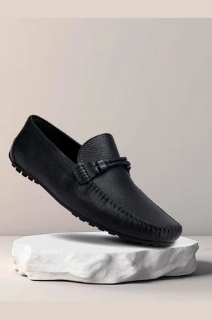 ROSSO BRUNELLO Men Textured Leather Driving Shoes