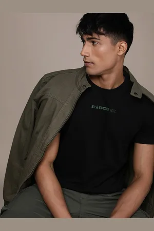 FORCE IX Men Pure Cotton Solid T-shirt With Applique Detail