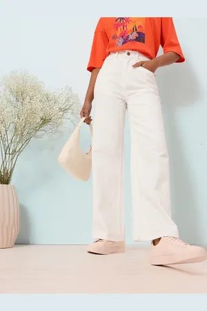 DressBerry Women Modern Edge Straight Fit Jeans