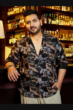 Instafab Men Comfort Opaque Printed Casual Shirt