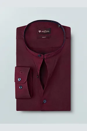 Invictus Men Burgundy Slim Fit Solid Stretch Formal Shirt