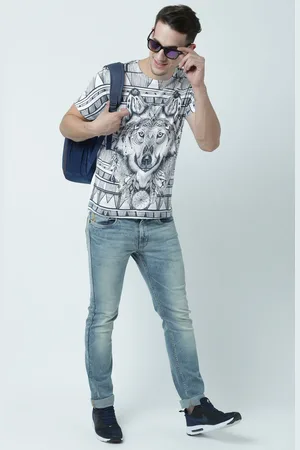 Huetrap Men White & Black Printed Round Neck T-shirt