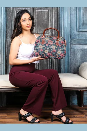 THE CLOWNFISH Floral Printed Structured Handheld Bag
