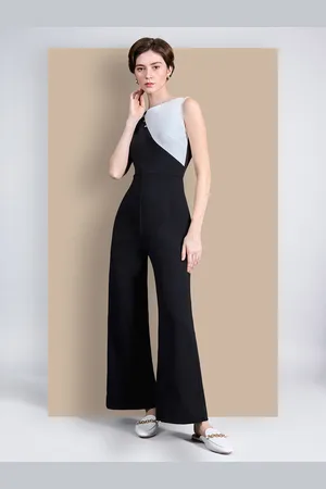 Chemistry Women Asymmetric Sleeveless Color-Block Panelled Work wear Jumpsuit