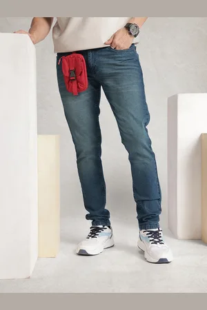 WROGN Men Slim Fit Light Fade Stretchable Jeans