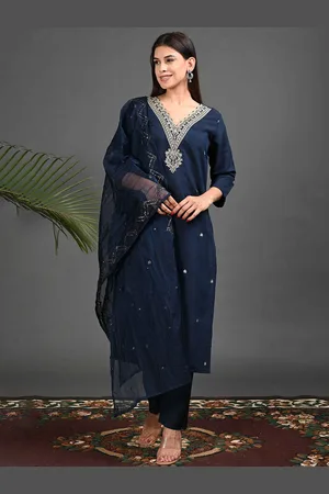 Goldstroms Women Embroidered Regular Kurta with Trousers & With Dupatta