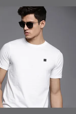 WROGN Men Pure Cotton Solid Round Neck Slim Fit T-shirt