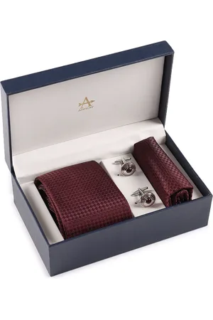 Arrow Men Woven Design Accessory Gift Set