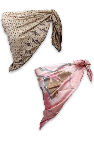 Leeza Store Women Pack Of 2 Printed Scarves